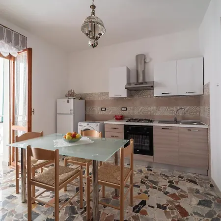 Bernini 28 Διαμέρισμα *